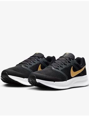 Nike Run Swift 3 Running Shoes Size 8 Men’s /9.5 Women’s